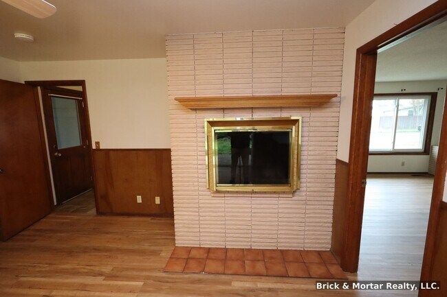 Building Photo - 3-Bedroom 1.5-Bathroom house in Stayton, OR