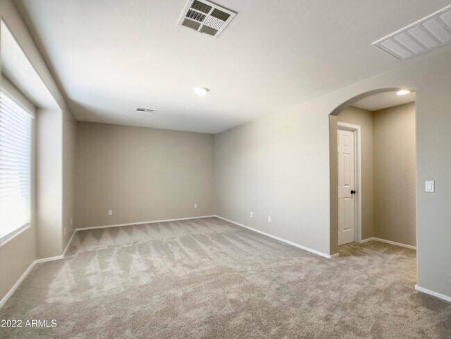 Building Photo - 2622 W Florentine Rd