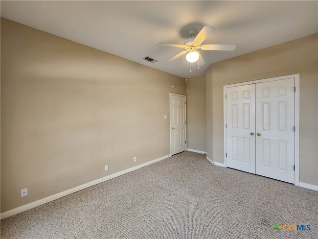 Building Photo - 1771 Oak Glen