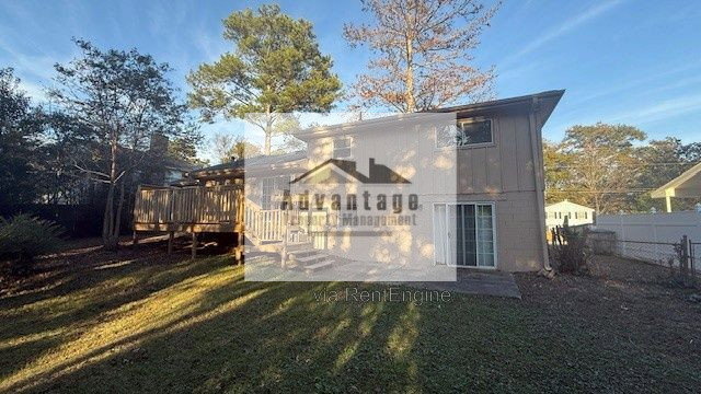 Building Photo - 6017 Randy Ln