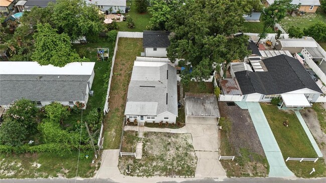 Building Photo - 8714 N Highland Ave