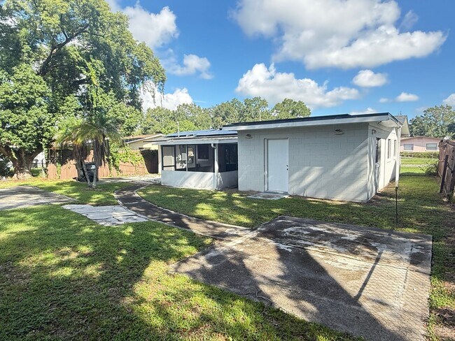 Building Photo - 4574 Barley St
