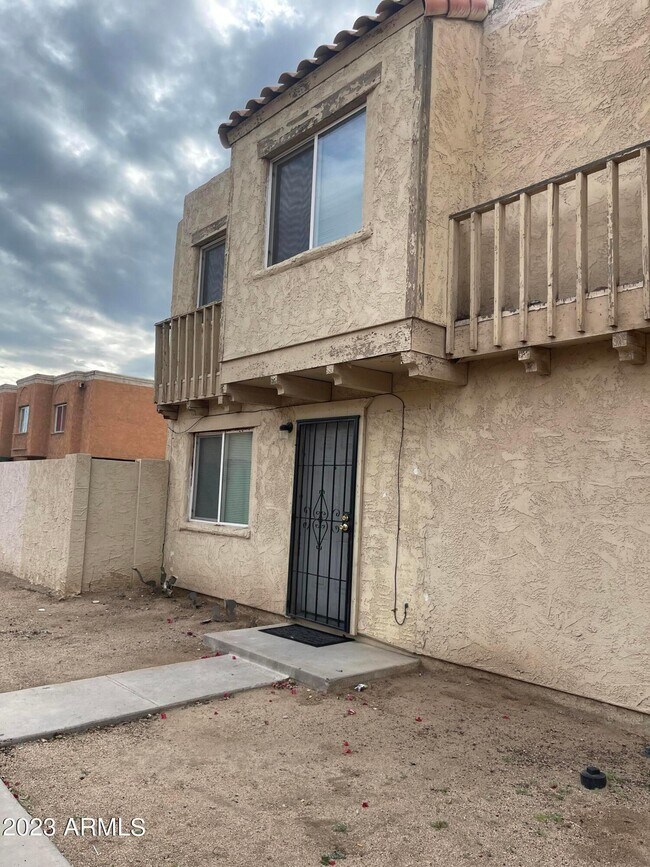 Building Photo - 4023 S 44th Way