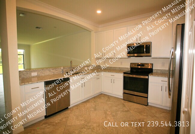 Building Photo - 4155 Bisque Ln