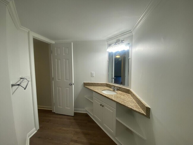 Building Photo - Broad River Township