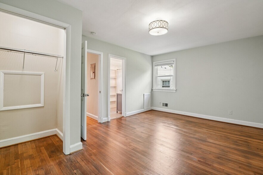 Building Photo - 4802 Patterson Ave