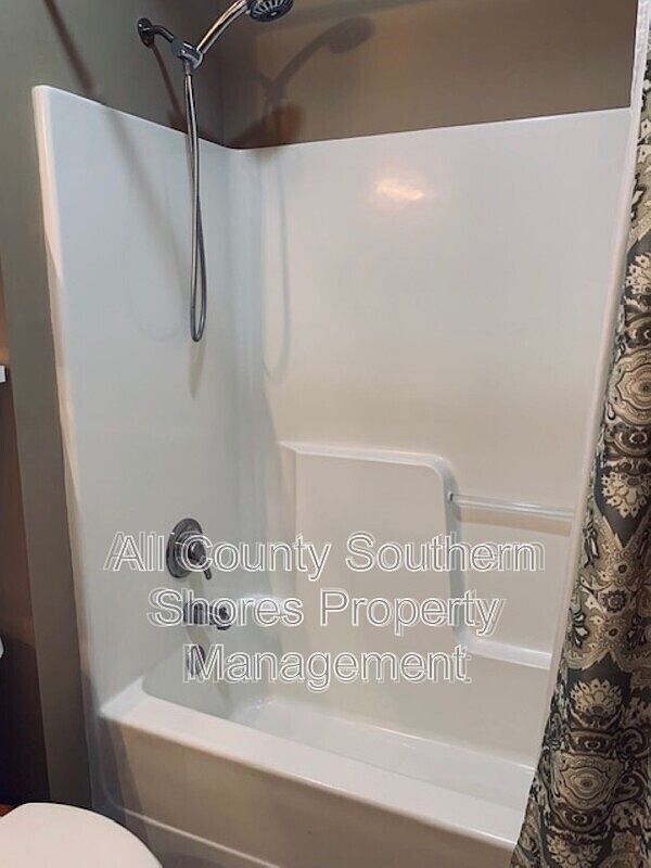 Building Photo - 131 Maggie Wy