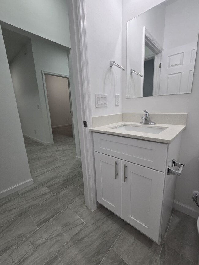 Building Photo - BRAND NEW 4/2/2-SOUTH LEHIGH ACRES