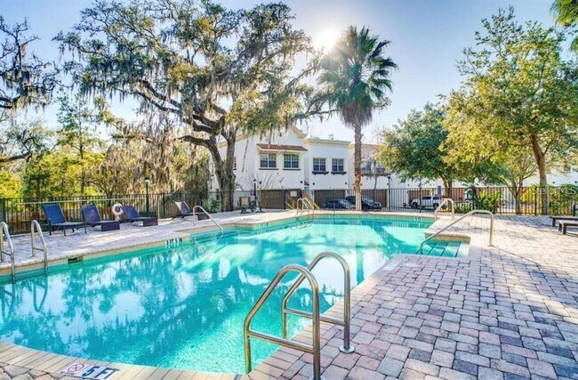 Building Photo - 8614 Miramar Terrace Cir