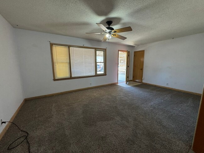 Building Photo - 68 Faircrest Dr