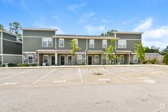 Building Photo - 304 High Grv Wy
