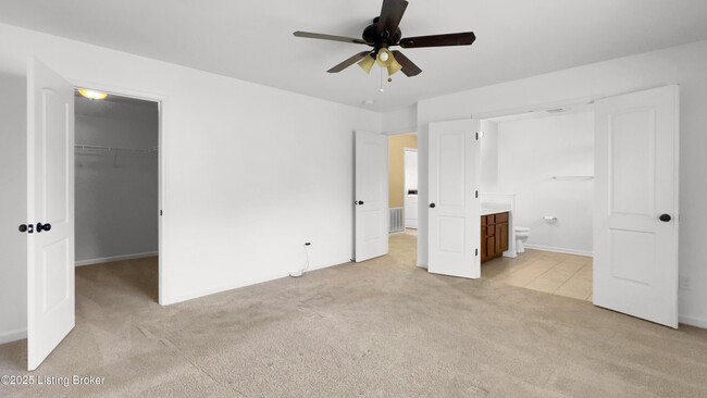 Building Photo - 17013 Green Crest Ln