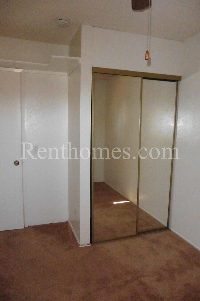 Building Photo - 7576 Winterwood Ln