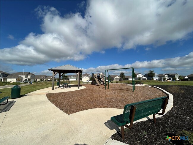 Building Photo - 2565 Hiddenbrooke Trace