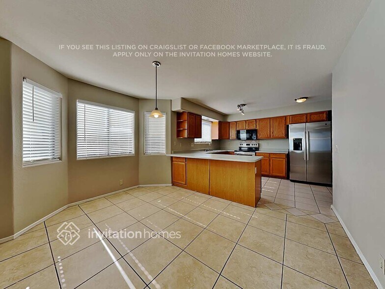 Building Photo - 4643 N 100th Ave