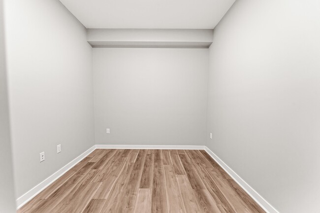 Building Photo - 475 Communipaw Ave