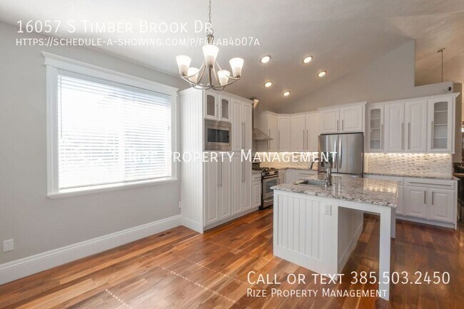 Building Photo - 16057 Timber Brook Dr E