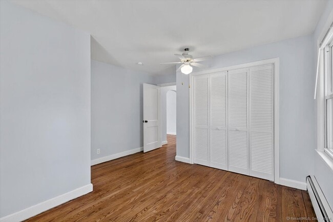 Building Photo - 119 Sunnyside Ct