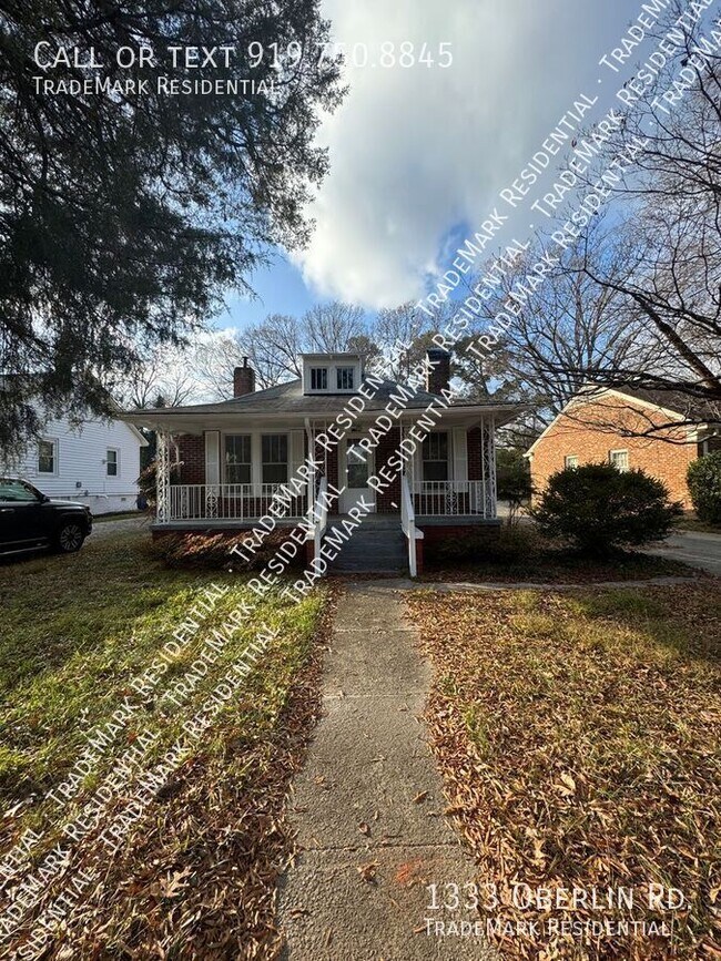 Building Photo - 2 Bedroom House on Oberlin Rd. in Raleigh