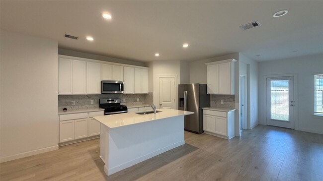 Building Photo - 3927 Wickley Prk Wy