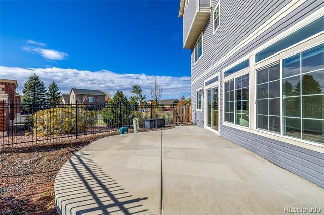 Building Photo - 26116 E Byers Pl