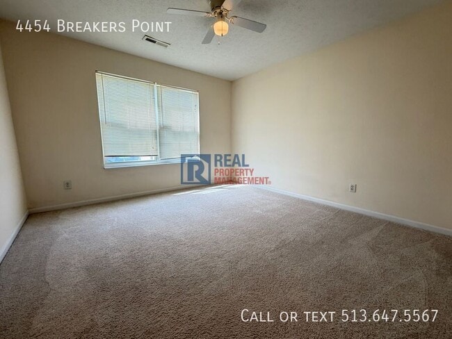 Building Photo - 4454 Breakers Point