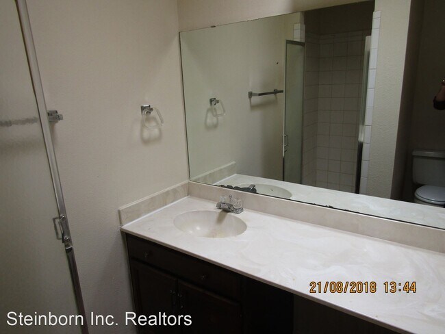 Building Photo - 2 br, 2 bath House - 2904 Missouri Ave.
