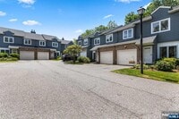 Building Photo - 6-04 Cross Meadows