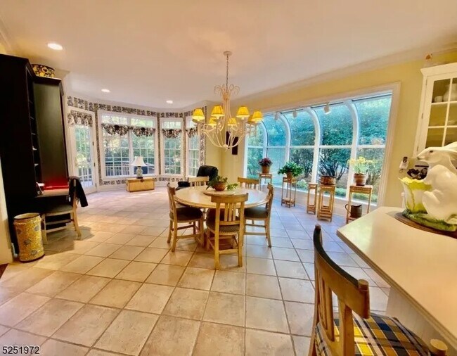 Kitchen - 1 Hurlingham Club Rd