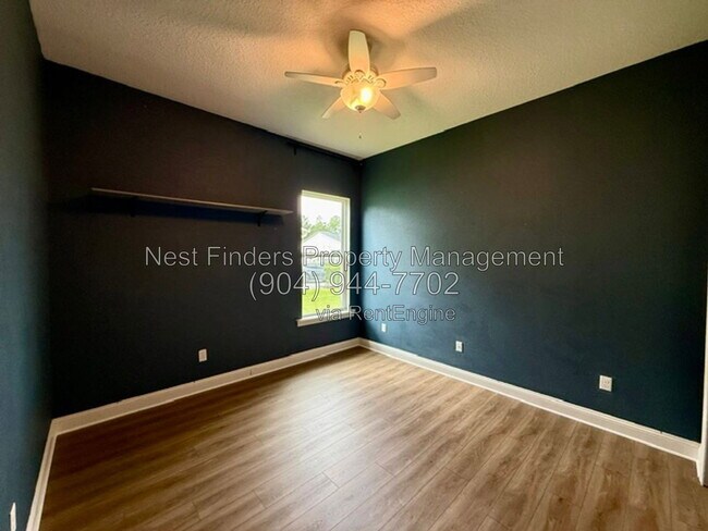 Building Photo - 58 Valley Falls Way