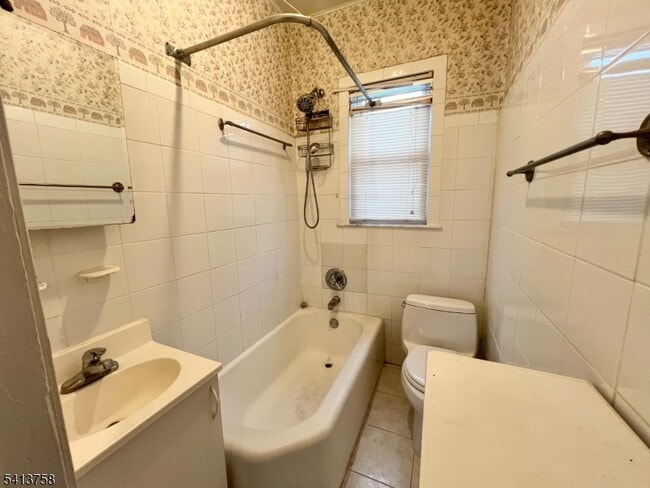 Building Photo - 91 Watson Ave