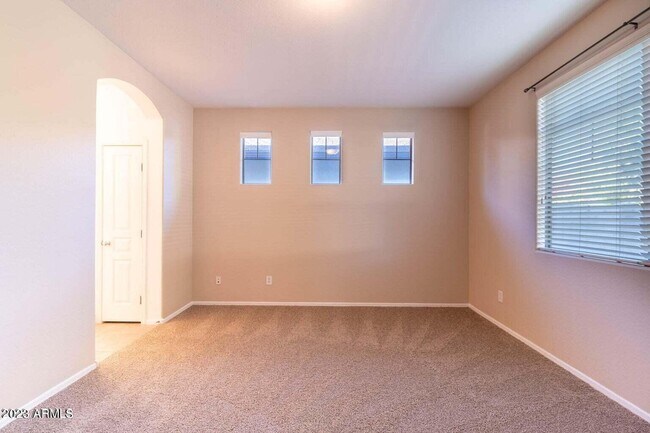 Building Photo - 12865 N 151st Dr