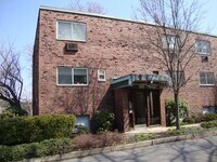 Building Photo - 53 St Paul St