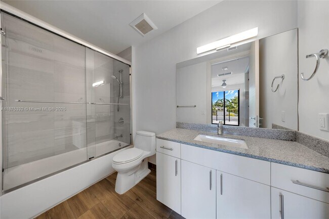 Building Photo - 3265 Bird Ave