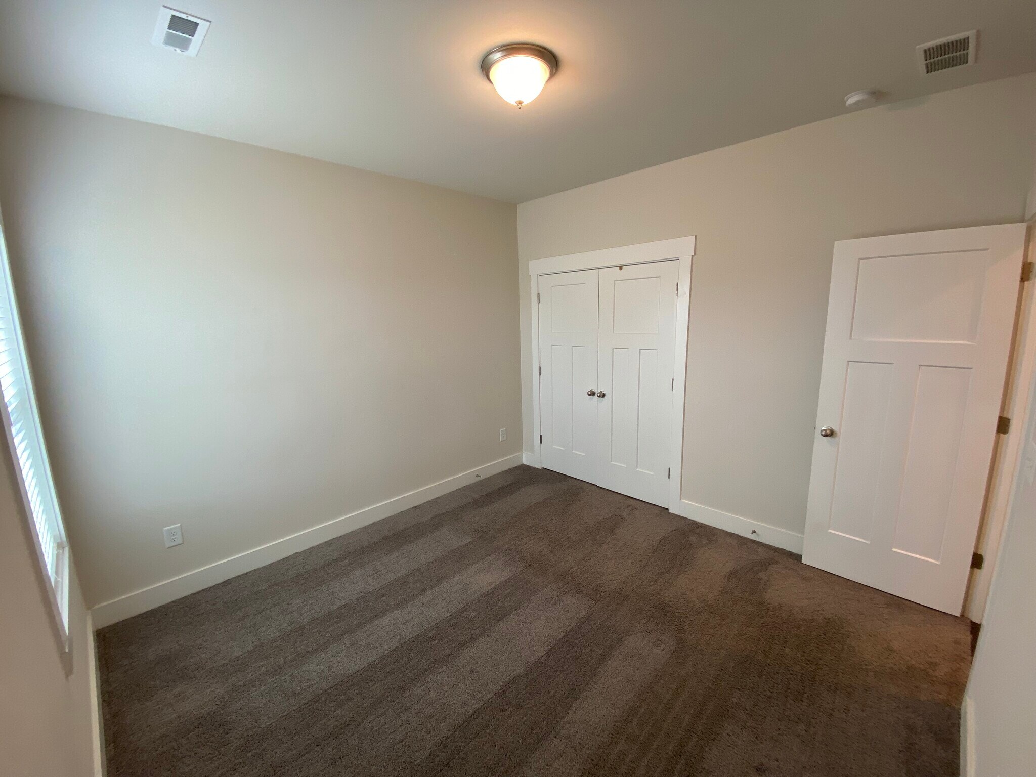3rd Bedroom - 178 Redcroft Dr
