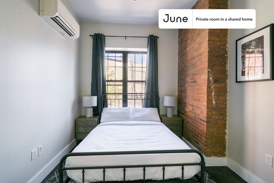 Building Photo - Room in Shared 4 bed/2 bath home in Bedford-Stuyvesant