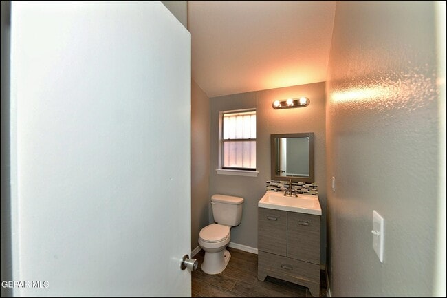 Building Photo - 6023 Bridalveil Dr