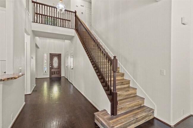 Building Photo - 20510 Pioneer Bend Ct
