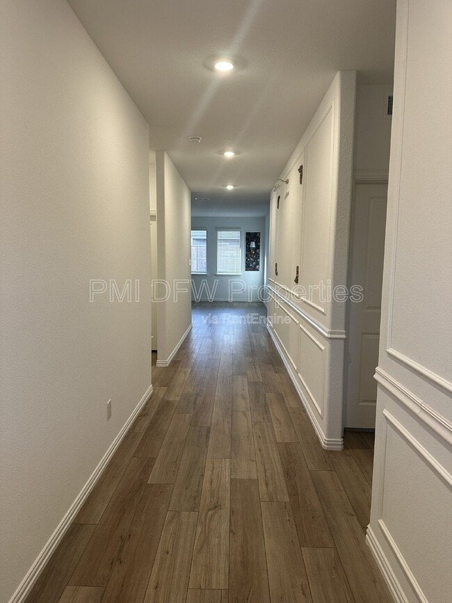 Building Photo - 1462 Everett Gdns Wy