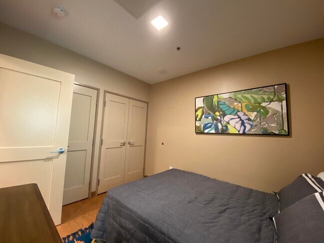 Building Photo - 83 Hanover St