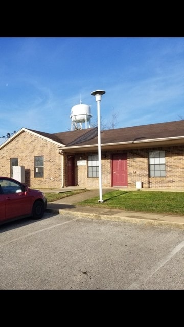 Primary Photo - Whitehall Apartments