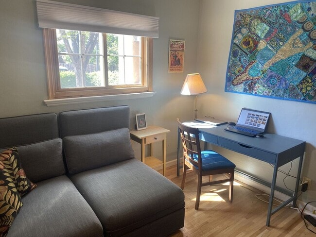 Building Photo - Unfurnished or Furnished - Santa Fe Style House & Studio on Rio Vista St.