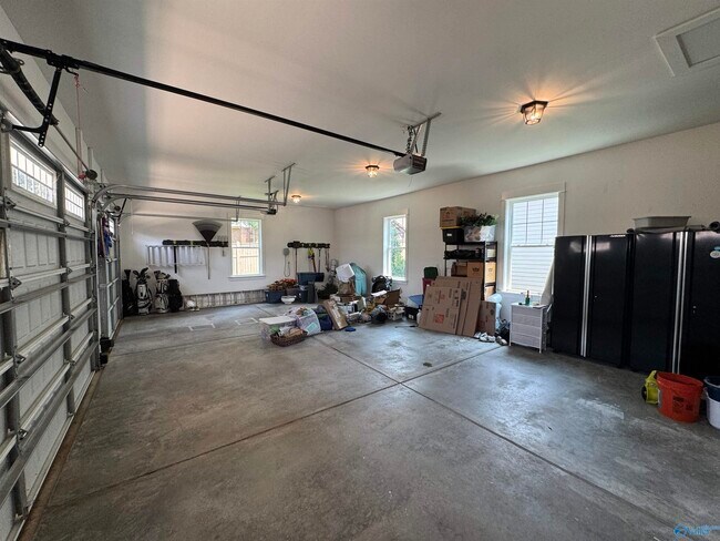Building Photo - 133 Bienville St