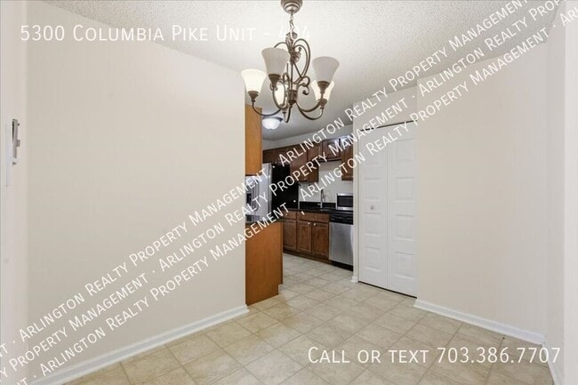 Building Photo - 5300 Columbia Pike