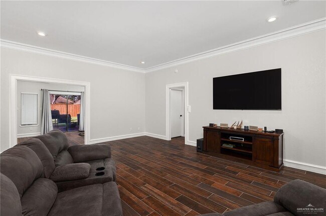 Building Photo - 19 N 21st St