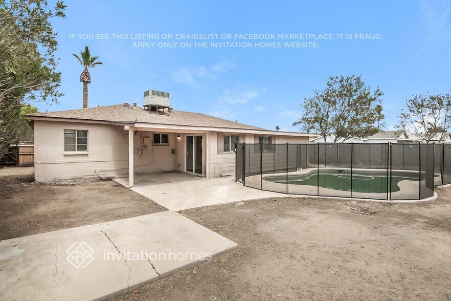 Building Photo - 7641 E Verde Ln