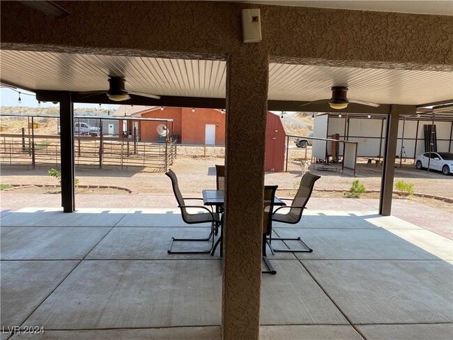 Building Photo - 1005 E McKnight Ave