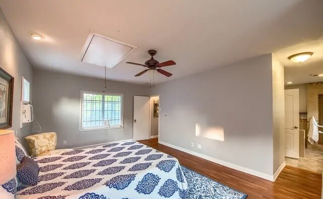 Building Photo - 254 Quentin Dr