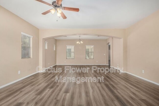 Building Photo - 6350 S Legend Ct