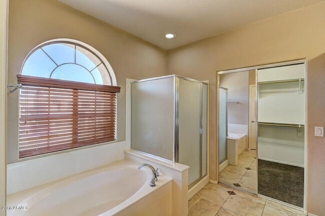 Building Photo - 4417 W Heyerdahl Dr